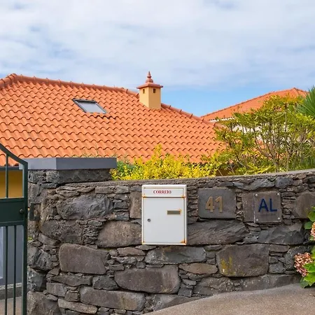 Casa Henriques - With Barbecue